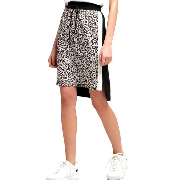 Dkny Dresses & Skirts - DKNY Pull On Leopard Skirt
